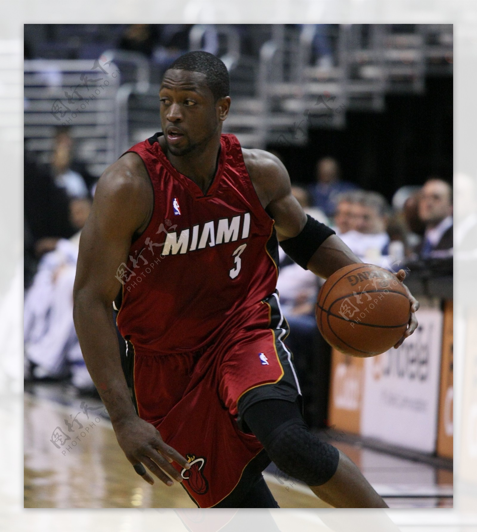 两者对比指 两者对比指